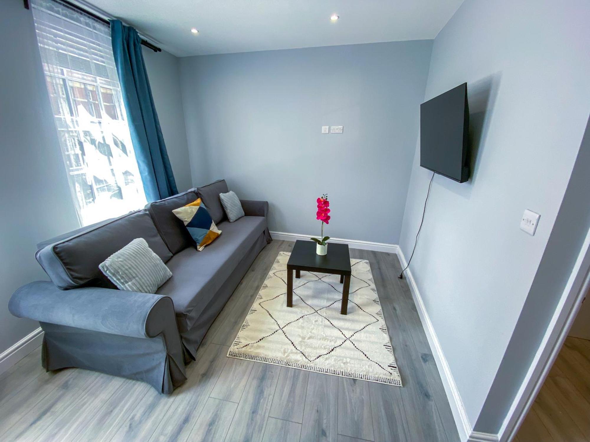 Stylish 1 Bedroom Flat - 5 Guest London- F1 Extérieur photo