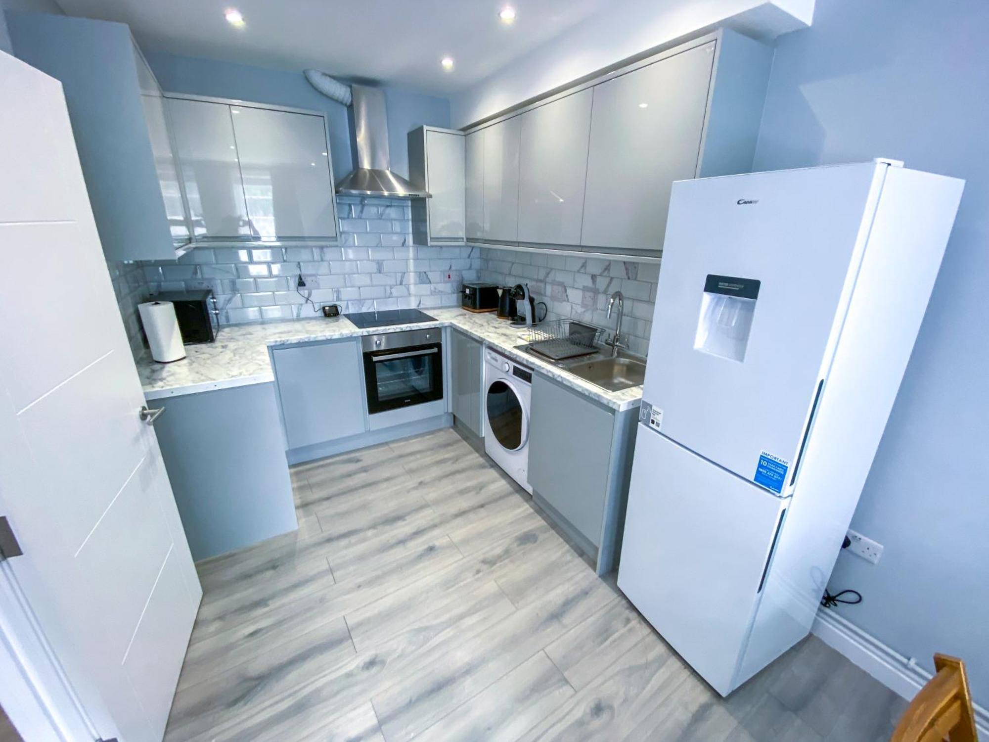 Stylish 1 Bedroom Flat - 5 Guest London- F1 Extérieur photo